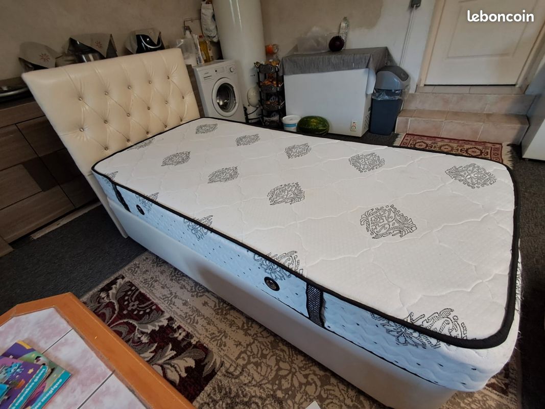 Matelas et le lit (image 4)