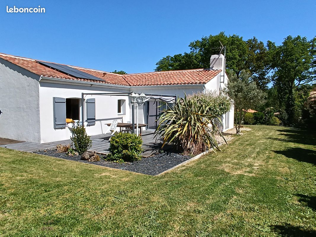 Maison 4 pièces 112 m² · à Beaulieu-sous-la-Roche · 112 m² · 399 000 €