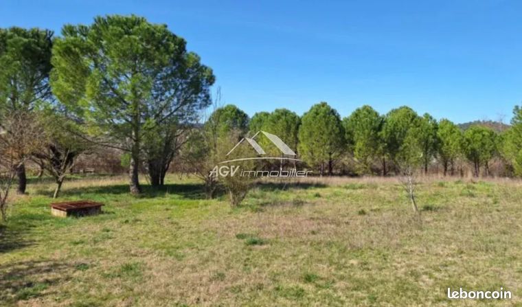 Terrain 1300 m² Alès