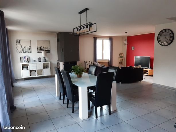 Maison 7 pièces 214 m²
