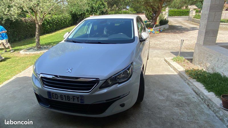 Peugeot 308 (image 1)