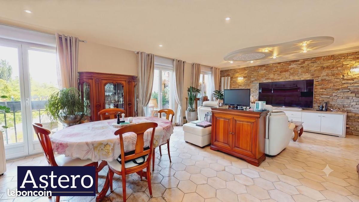Appartement 4 pièces 102 m² · à Saint-Ouen-l'Aumône · 102 m² · 390 000 €