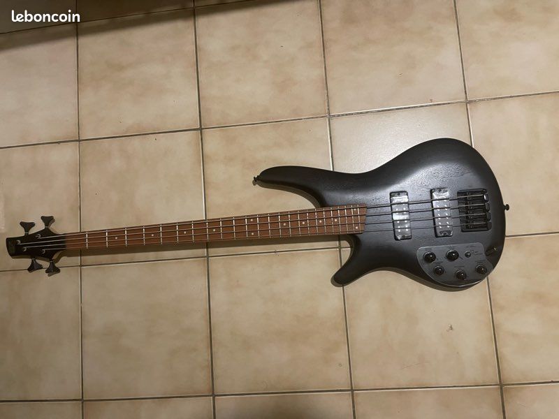 Une basse forme classique (image 1)
