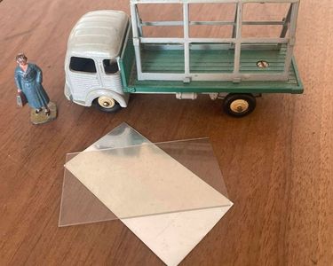 DINKY TOYS FRANCE ancien véritable 33 Simca Cargo Miroitier JAUNE ET VERT EUR 60,00 - FR
