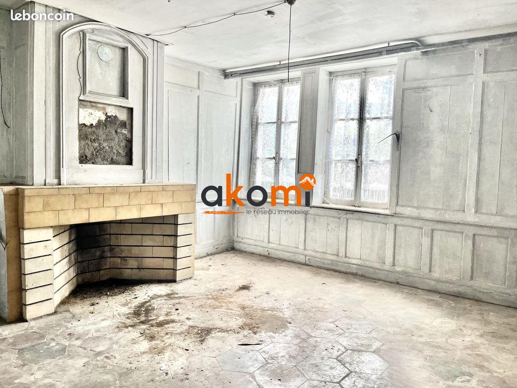 Maison 10 pièces 217 m² · à Rambervillers · 217 m² · 28 000 €