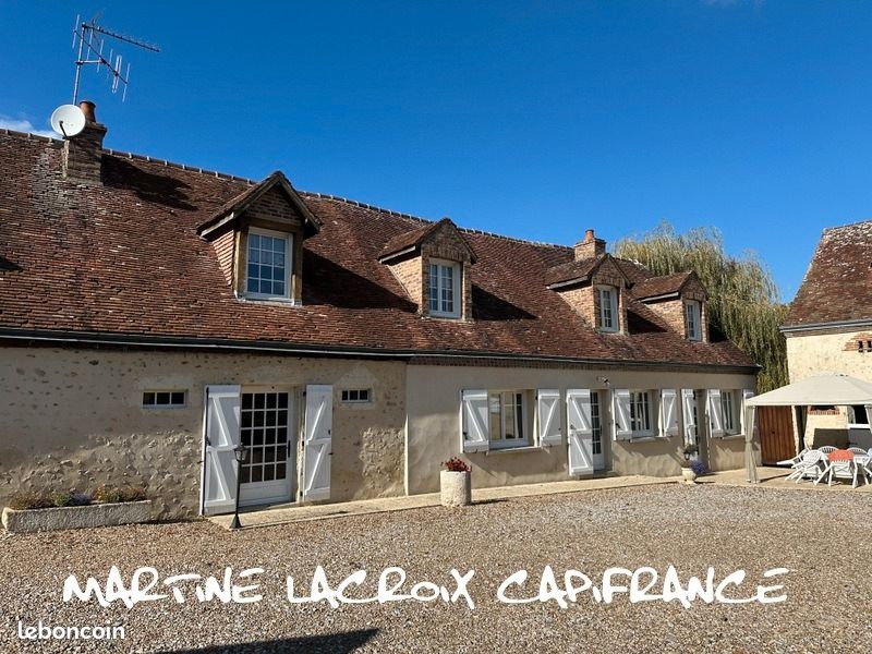 Maison 8 pièces 226 m² · à Cormes · 226 m² · 345 000 €