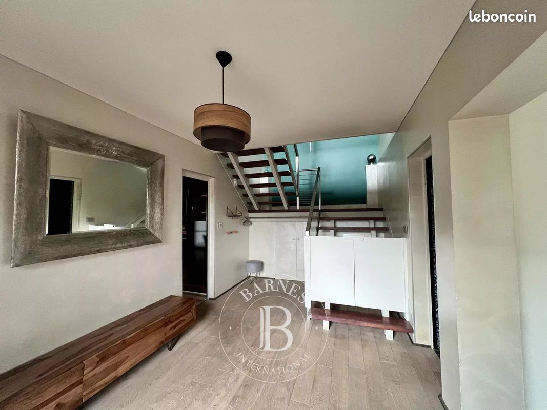 Maison 9 pièces 210 m² (image 4)