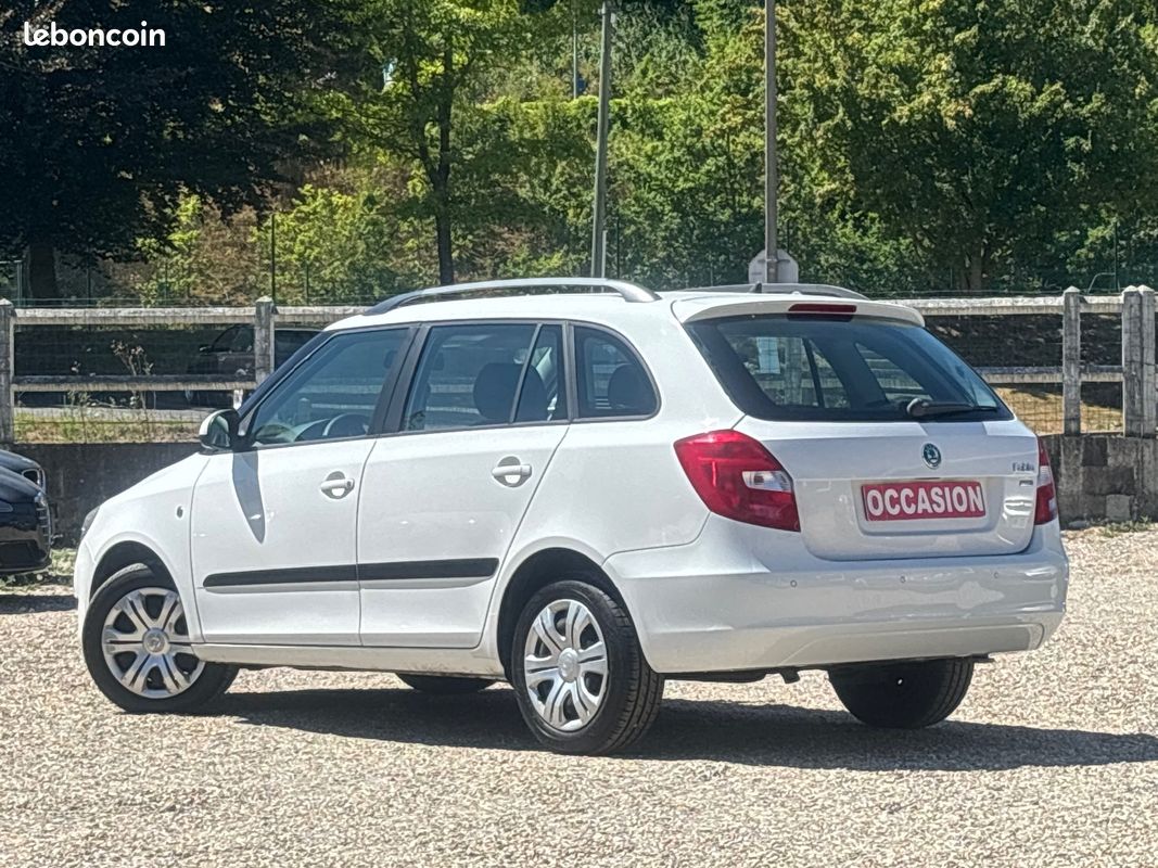 SKODA FABIA COMBI 1.2 TSI 105ch Ambition BOITE AUTOMATIQUE (image 3)