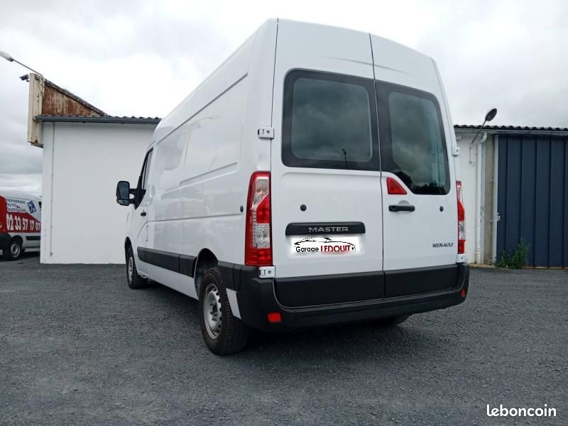 Renault Master Fg 17 500 HT L2H2 2.3 Blue dCi 135ch Confort (image 3)