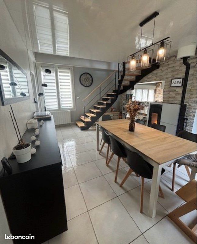 Maison 5 pièces 91 m² · à Vire Normandie · 91 m² · 750 €/mois
