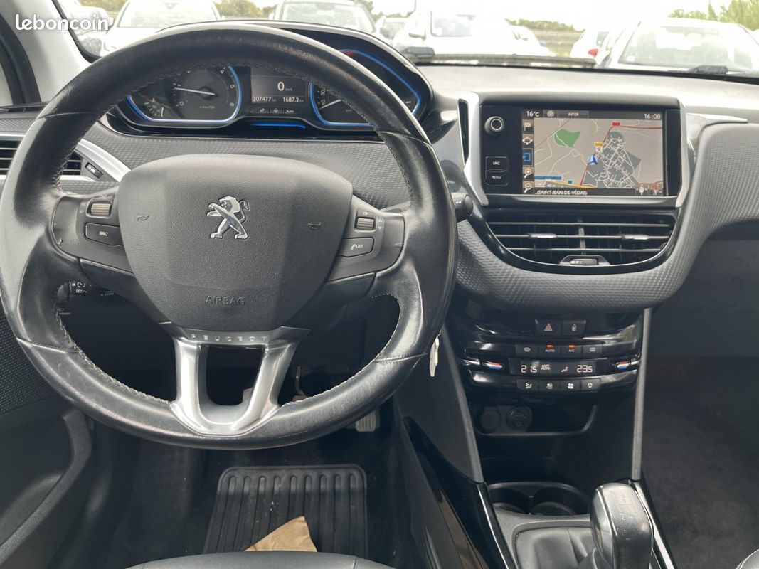 PEUGEOT 2008 1.6 e-HDi 92 CV Allure 1ERE MAIN/ CLIM AUTO / REGULATEUR /BLUETOOTH / RADAR (image 10)