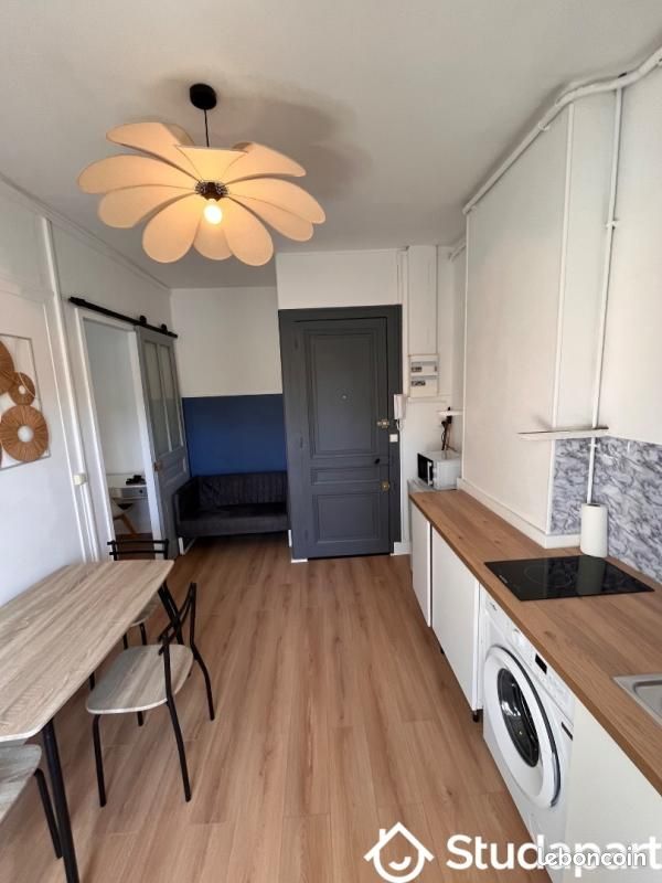 Appartement 2 pièces 25 m² · à Saint-Étienne · 25 m² · 430 €/mois