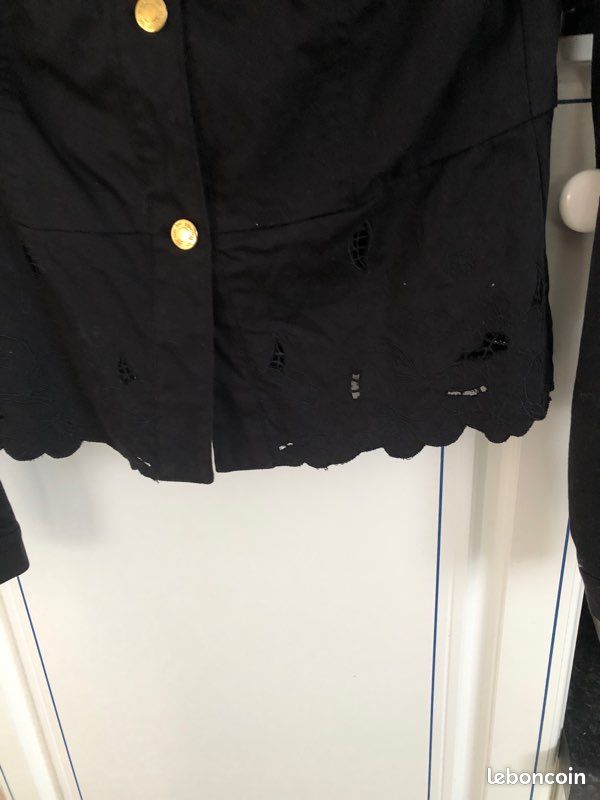 Veste noire broderie (image 3)