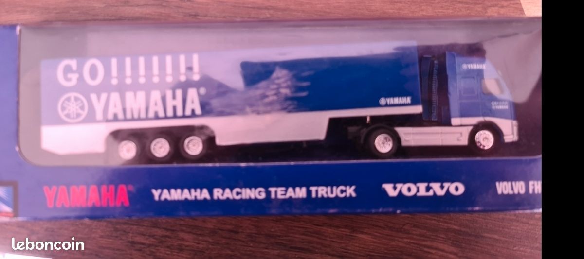 Miniature Camion Semi-remorque MIGROS à L'échelle 1/87 - Occasion - Modèle Réduit Pour Collection Ou Diorama