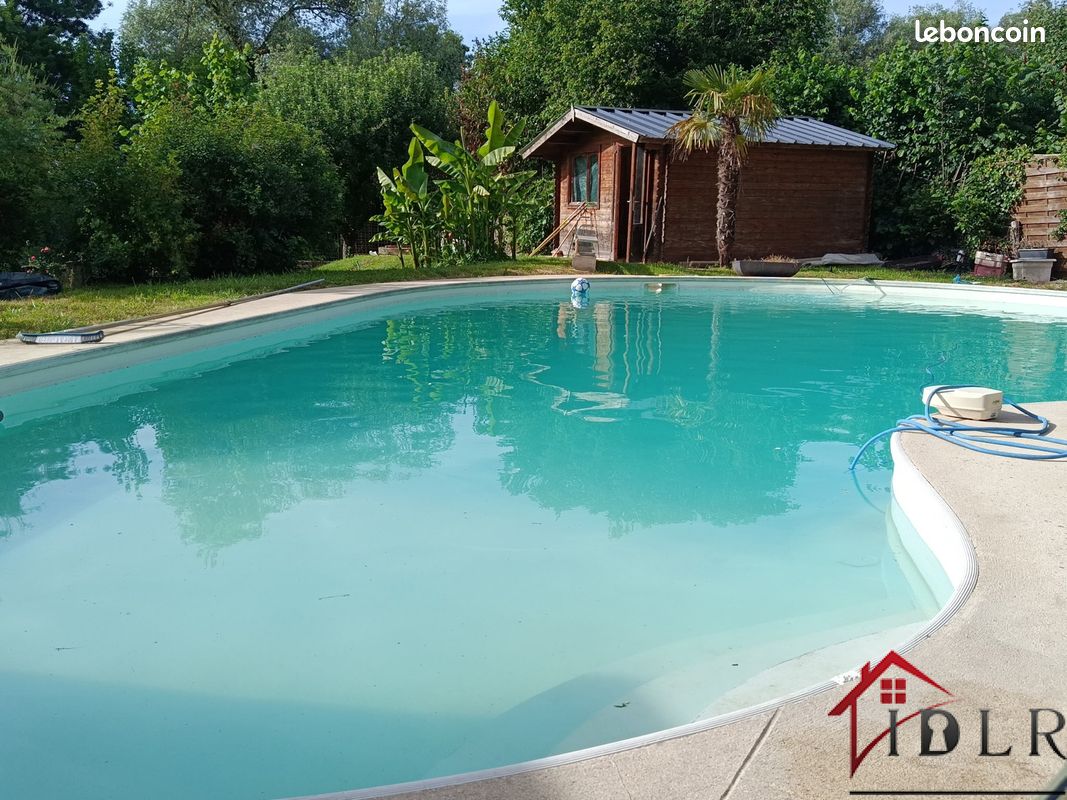 Maison 9 pièces 250 m² · à Apremont · 250 m² · 165 000 €