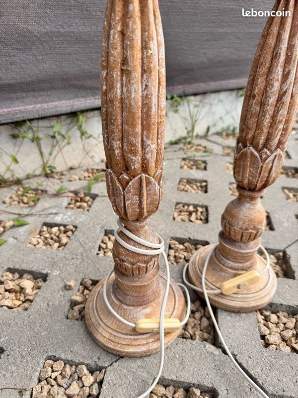 Pied de lampe bois (image 1)