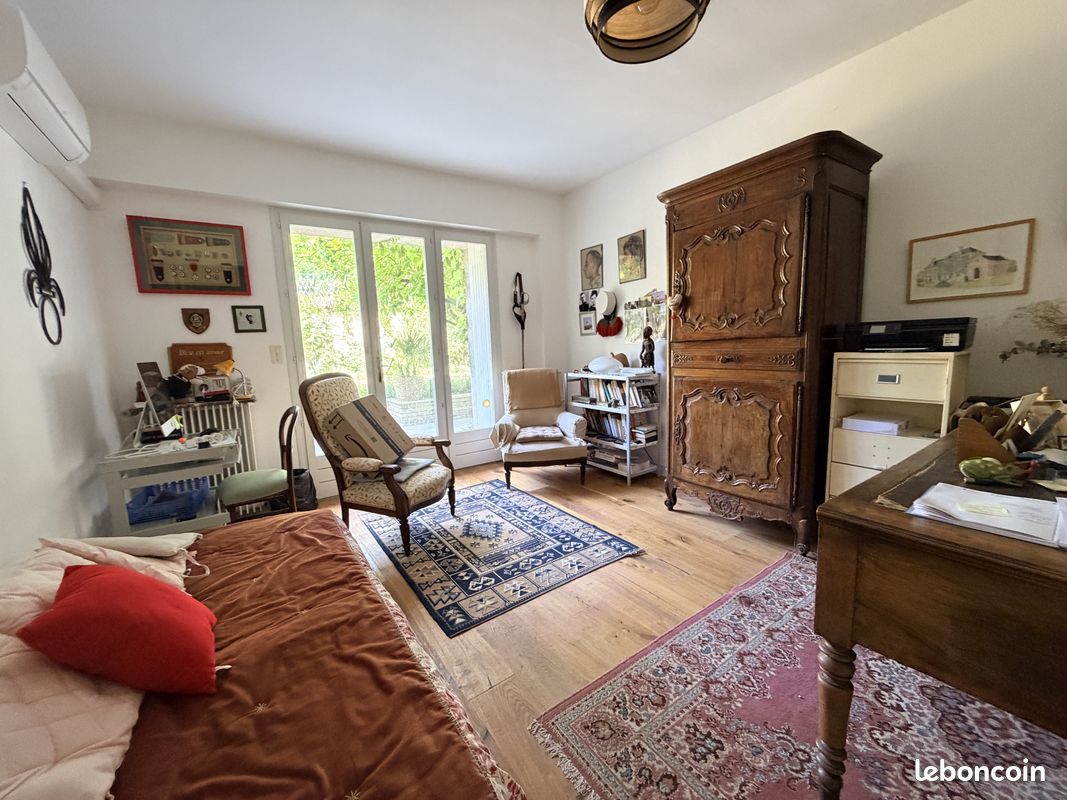 Maison 10 pièces 253 m² (image 8)