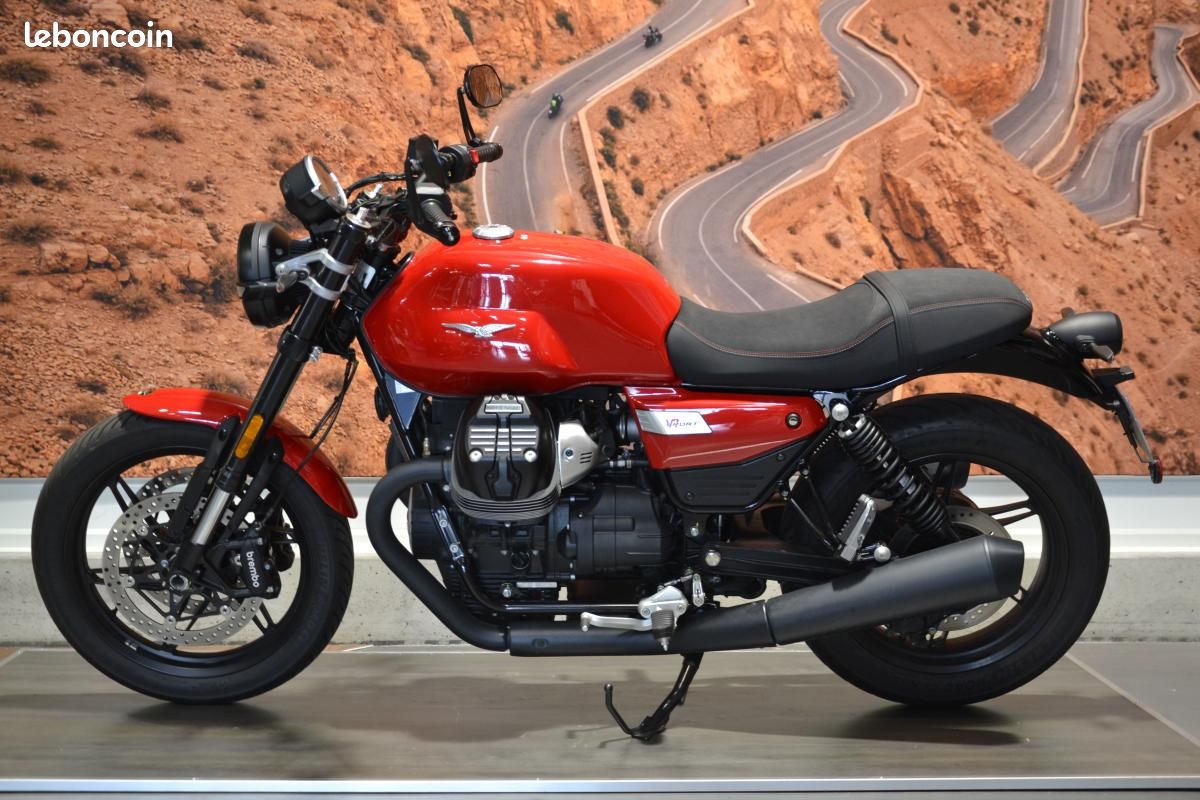 Moto Guzzi V7 SPORT 850 cm3 (image 2)