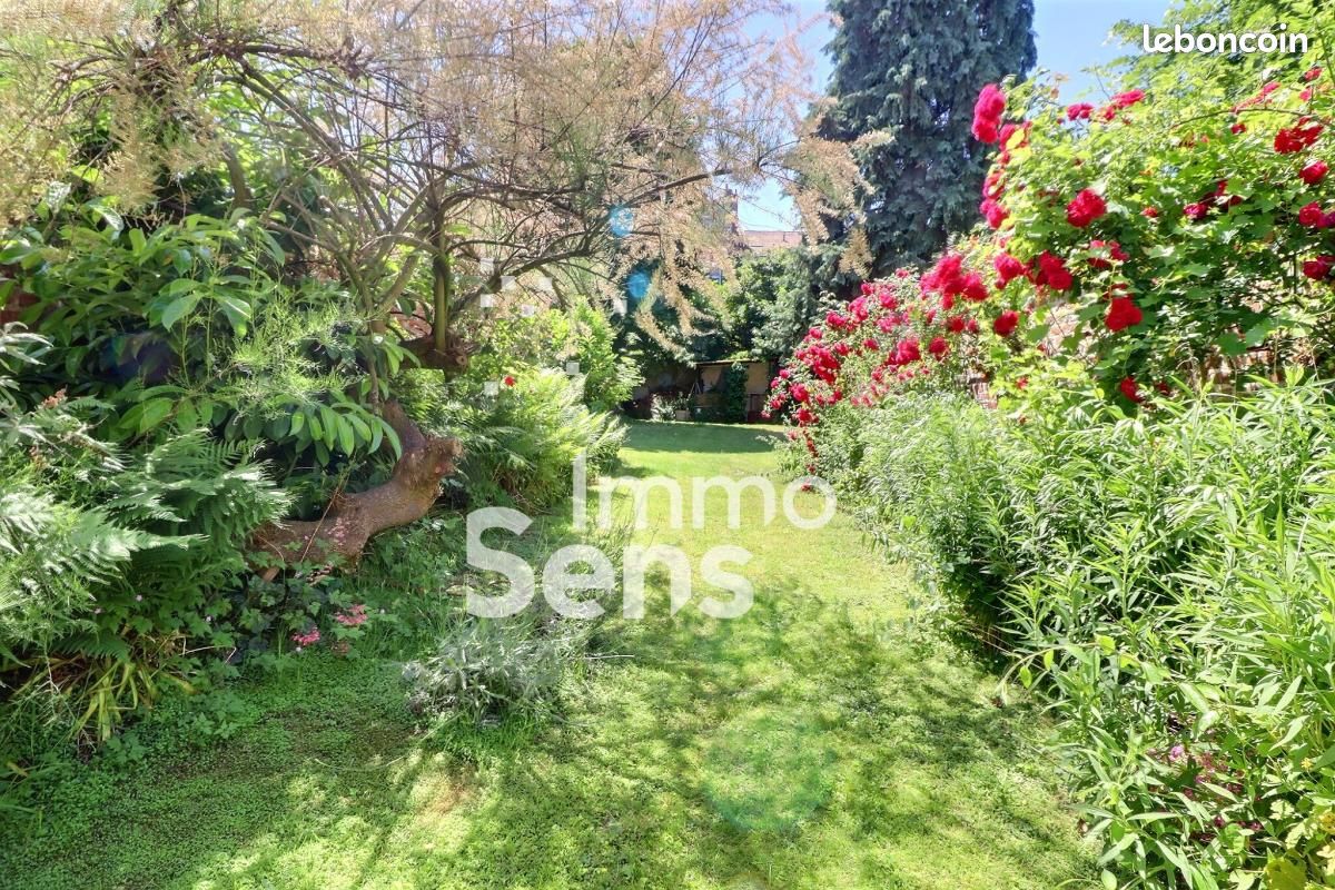 Maison 6 pièces 133 m² · à Lille · 133 m² · 495 000 €