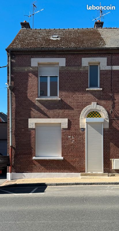 Maison 3 pièces 69 m² · à Roye · 69 m² · 69 000 €