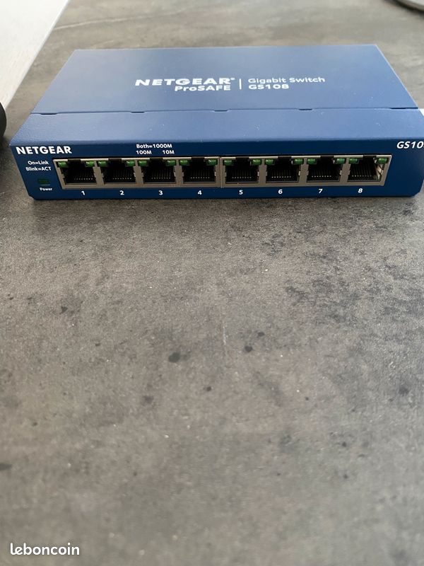 Switch 8 ports (image 4)