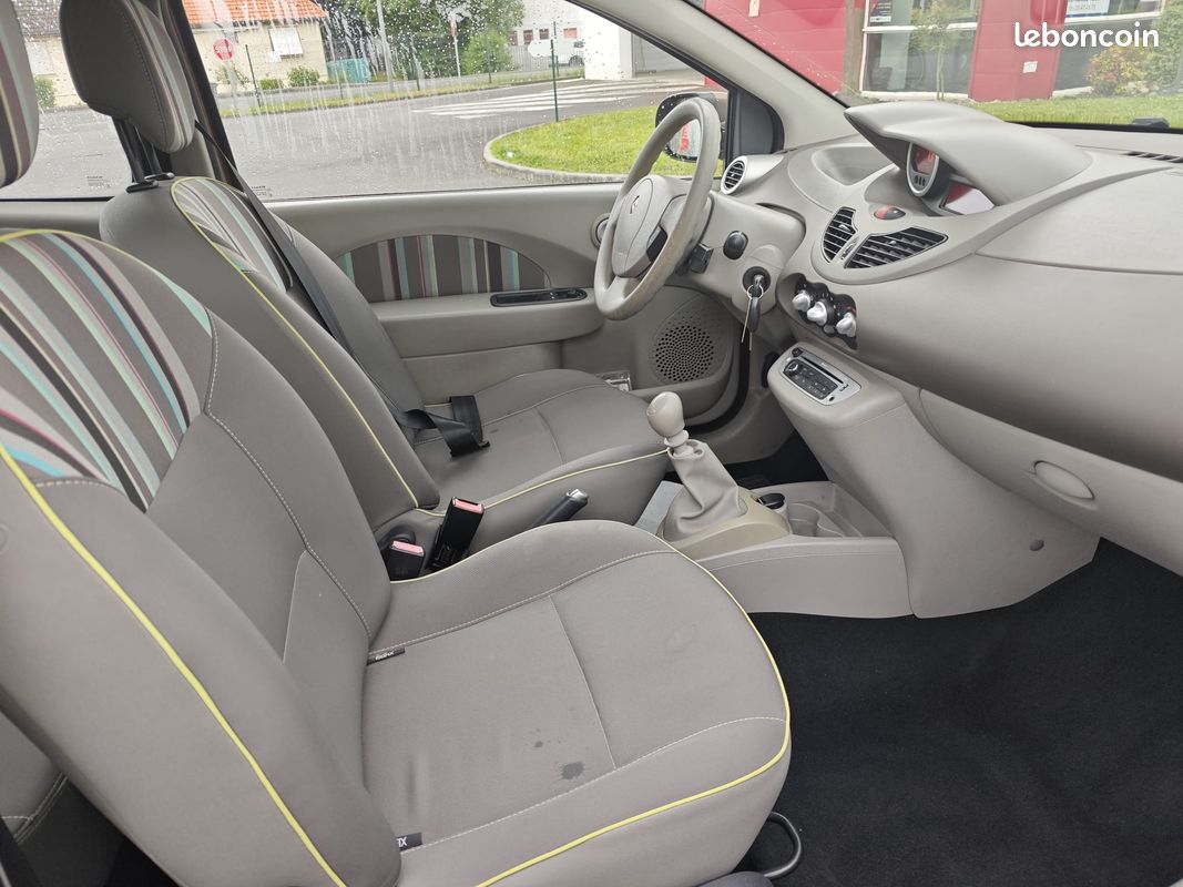 RENAULT Twingo ESSENCE 191000KM 1.2 i 16V LEV eco2 75CV (image 3)