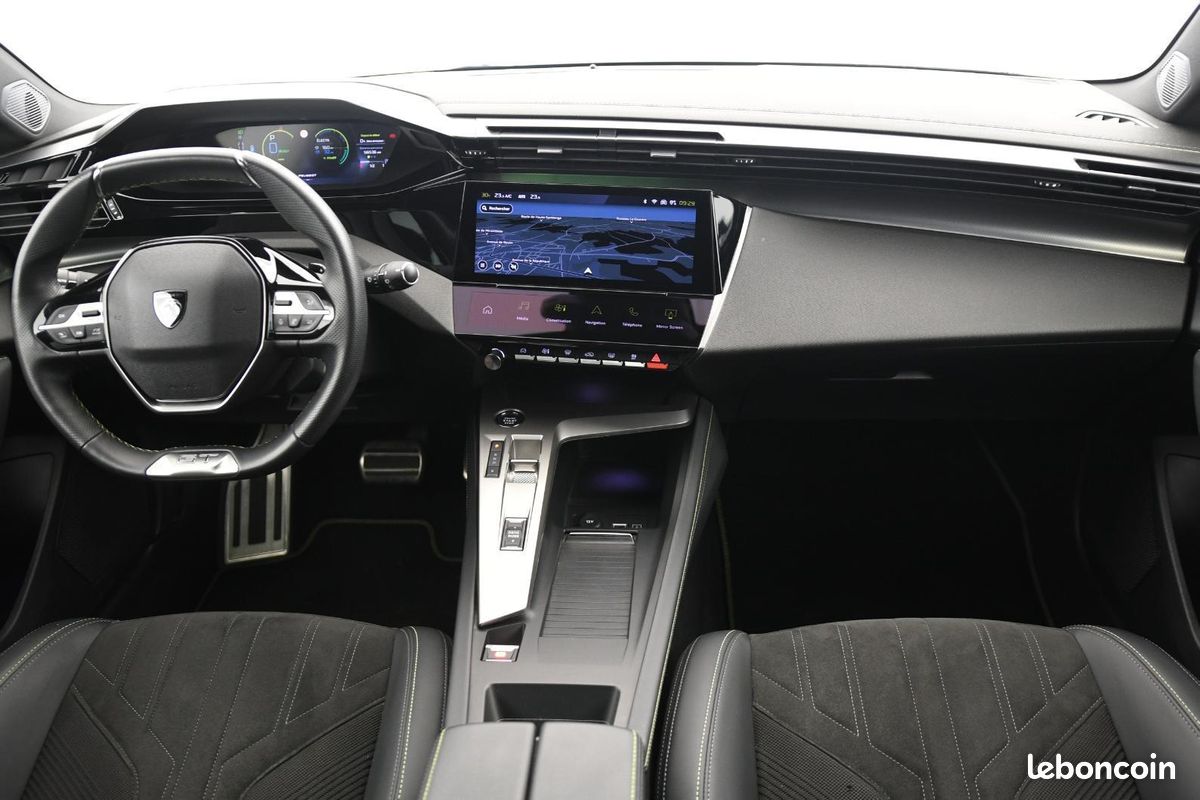 PEUGEOT 308 SW PHEV 180 e-EAT8 GT +ATTELAGE (image 2)