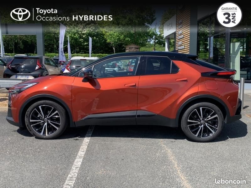 Toyota C-HR 1.8 Hybride 140ch Collection MY25 (image 17)