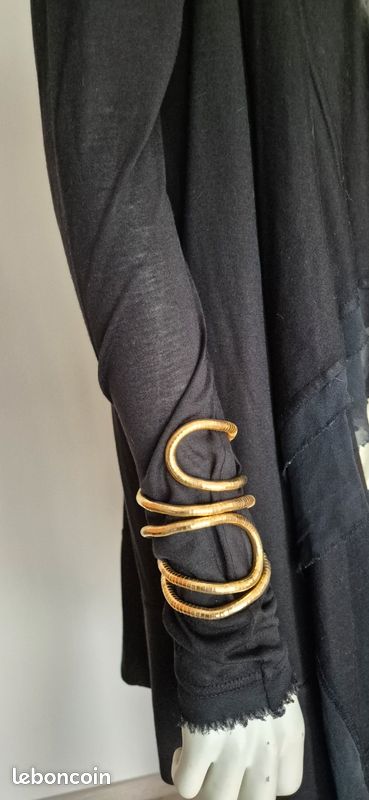 Bijoux. Collier (image 1)