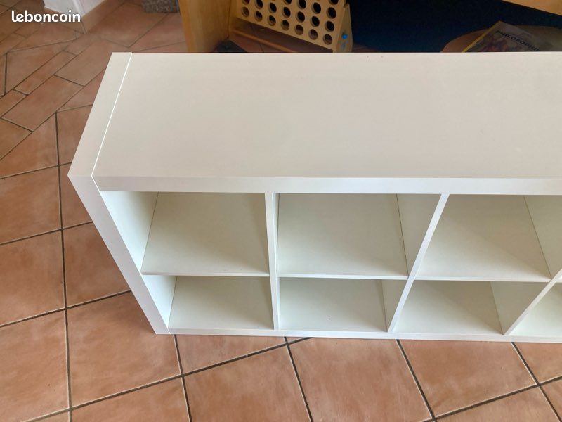Étagère KALLAX IKEA avec 8 cases (image 4)