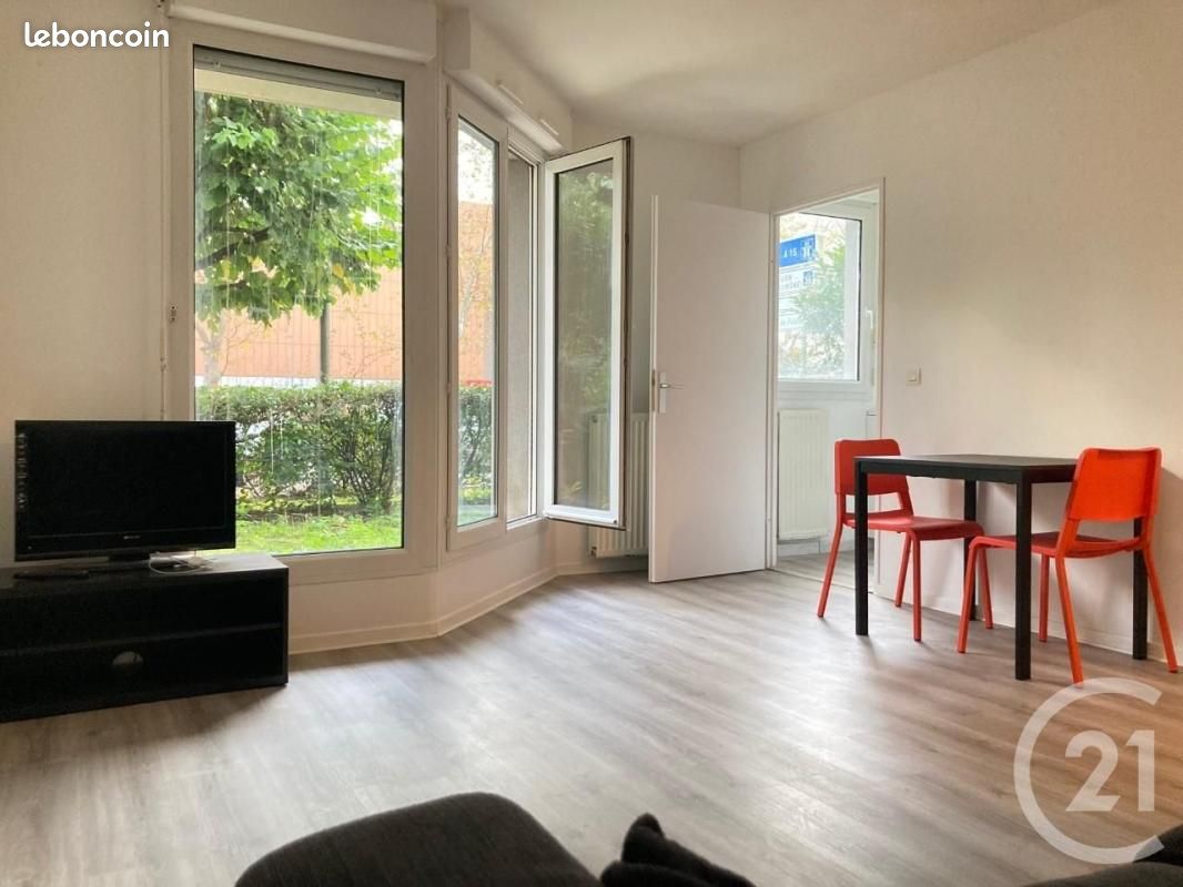 Appartement 1 pièce 25 m² · à Cergy · 25 m² · 737 €/mois