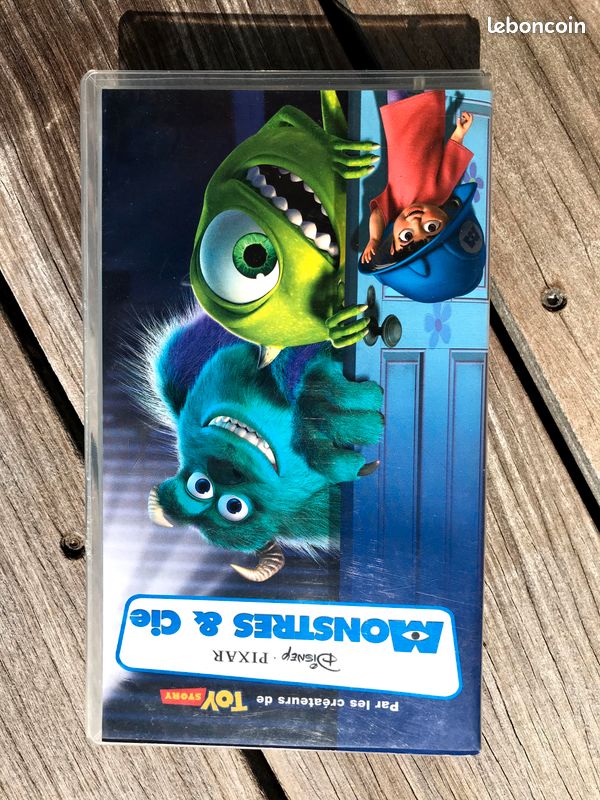 Lot de 3 VHS dessins animés Oui-Oui, Babe, Monstre et cie (image 3)