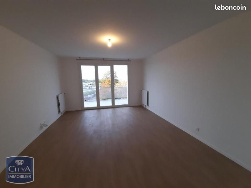 Appartement 3 pièce(s) 62 m²à louer Melun