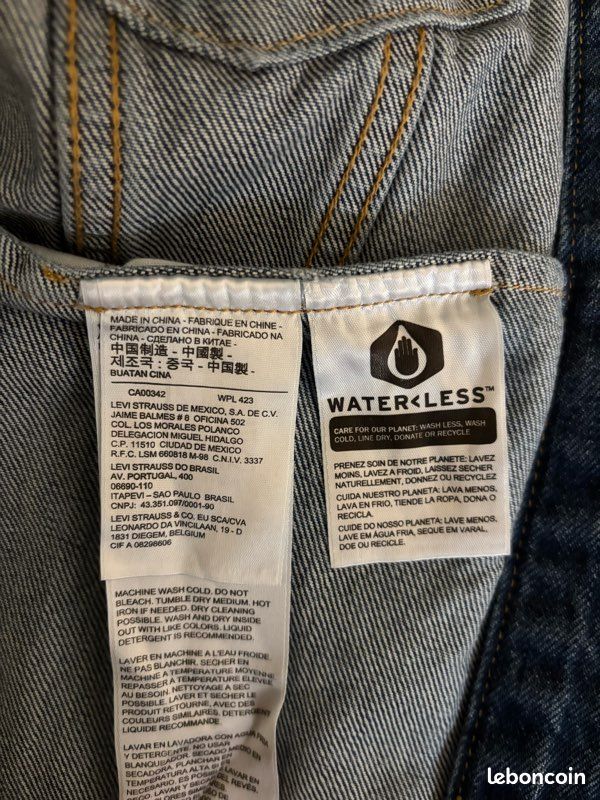 Veste en jean Levis taille M Vêtements