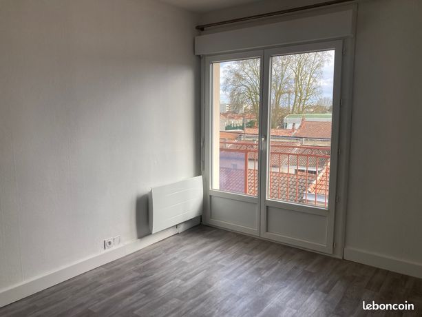 STUDIO Meublé BALCON barriere de Toulouse