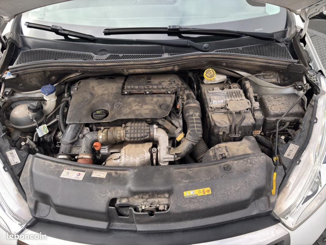 Peugeot 208 BUSINESS 1.6 BlueHDi 75ch S&S BVM5 Active Business - Garantie 6 mois (image 24)