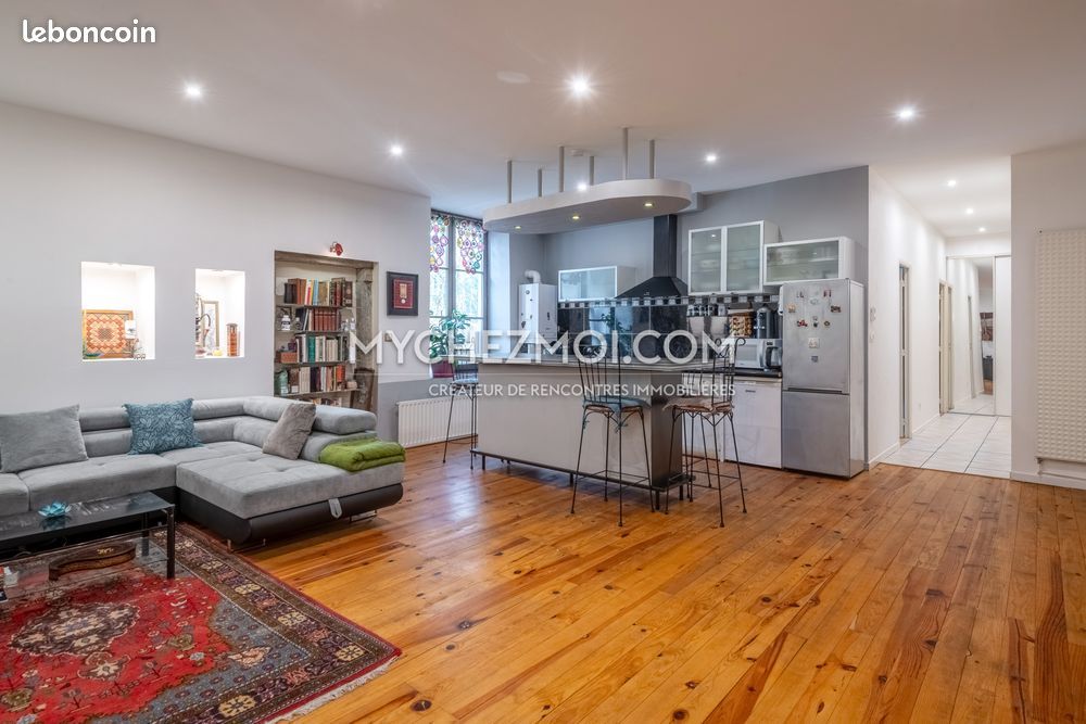 Appartement 5 pièces 96 m² · à Écully · 96 m² · 272 000 €