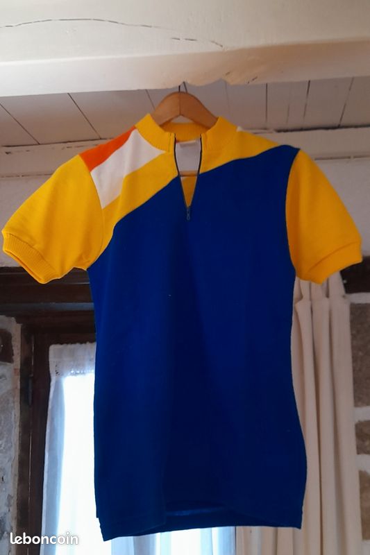Ancien Maillot Cycliste En Laine Tricot Du Rocher - Taille 4 - VCMJ
