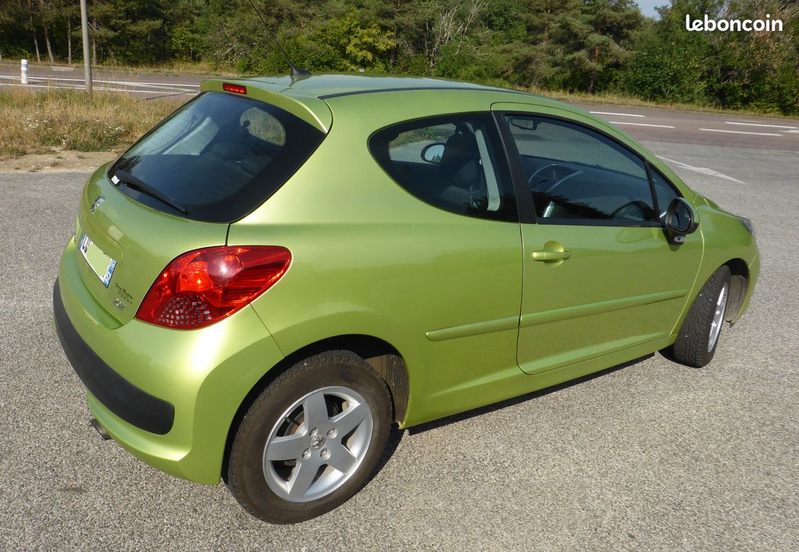 Peugeot 207 VTI 1,4 – 3 portes- 6cv - 95CH- 12/2008 – 87600km (image 2)
