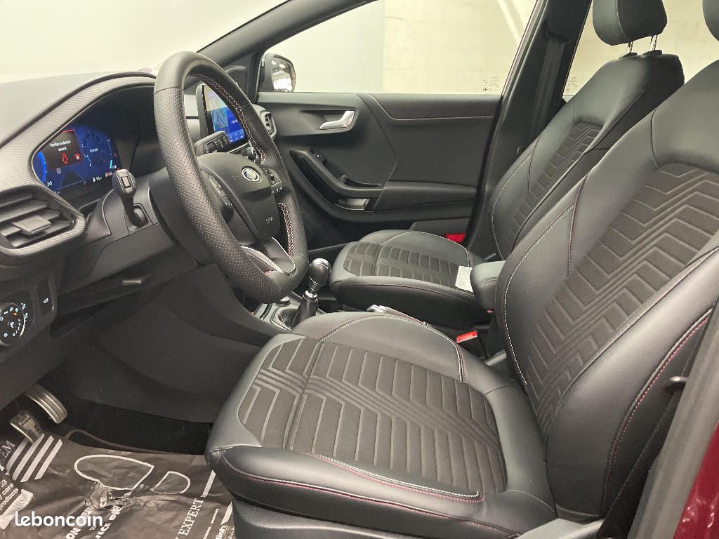Ford Puma 1.0 Flexifuel 125 ch mHEV S&S BVM6 ST-Line X Vivid Ruby Edition (image 18)