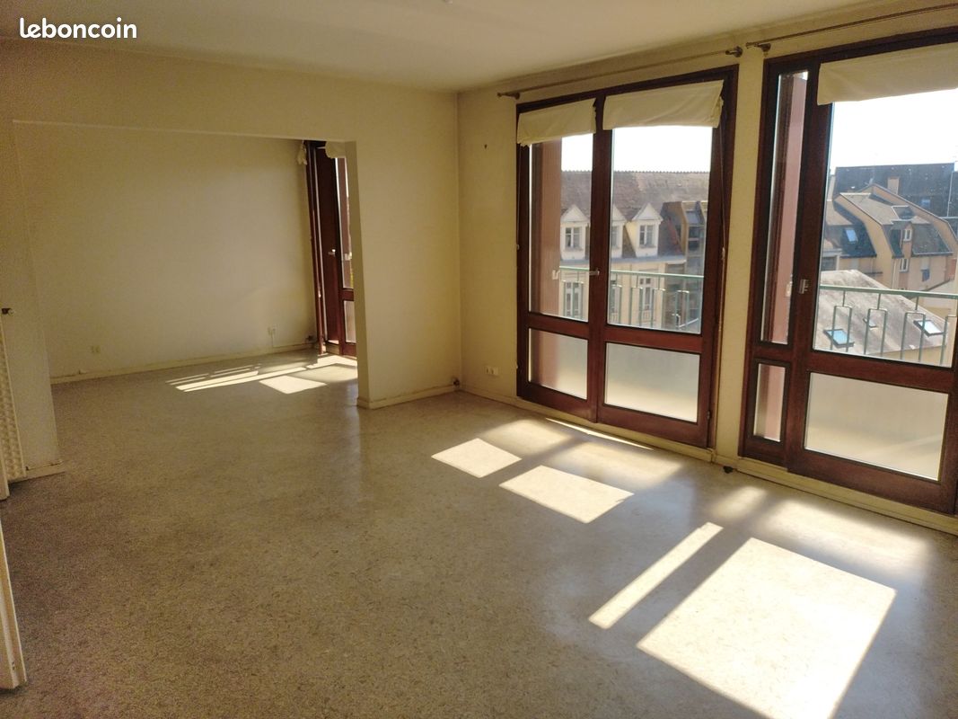 Appartement 3 pièces 88 m² · à Montluçon · 88 m² · 560 €