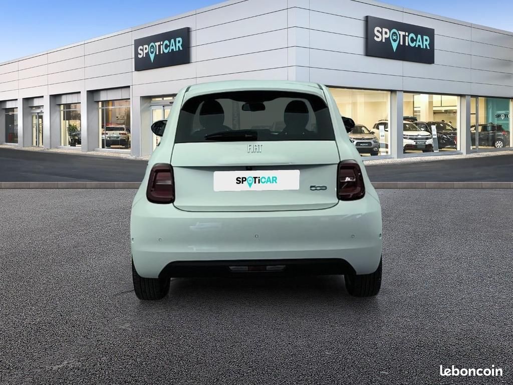 Fiat 500 500e MY22 SERIE 1 STEP 2 Berline e 118 ch Icône (image 4)