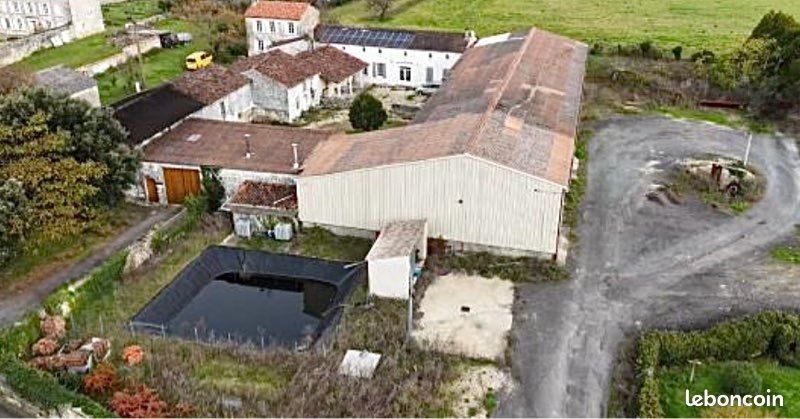 Maison 7 pièces 250 m² · à Foussignac · 250 m² · 389 000 €