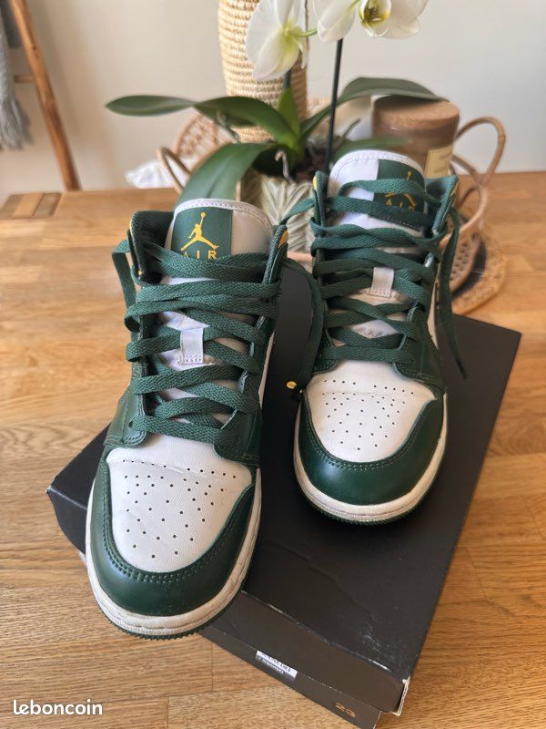 Air Jordan Mid Sonics Vert et jaune 36,5 Chaussures