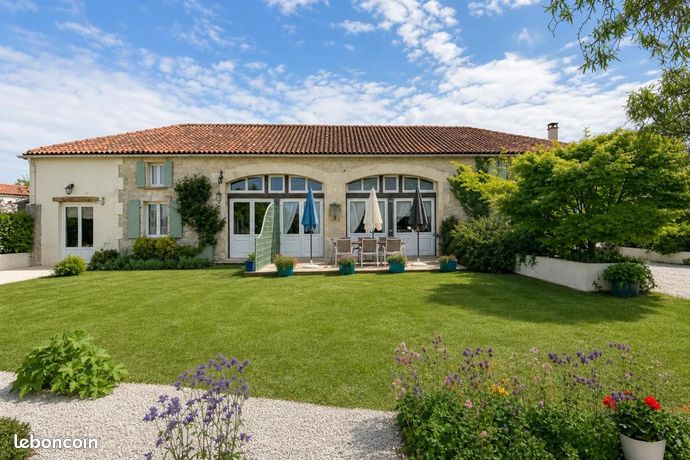 Maison 7 pièces 201 m²