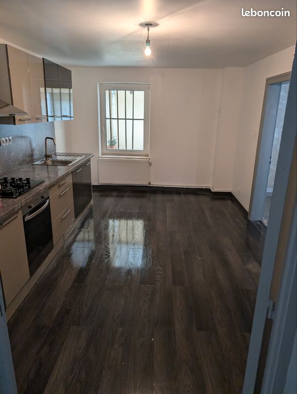 Appartement 7 pièces 203 m² · à Ingwiller · 203 m² · 1 050 €