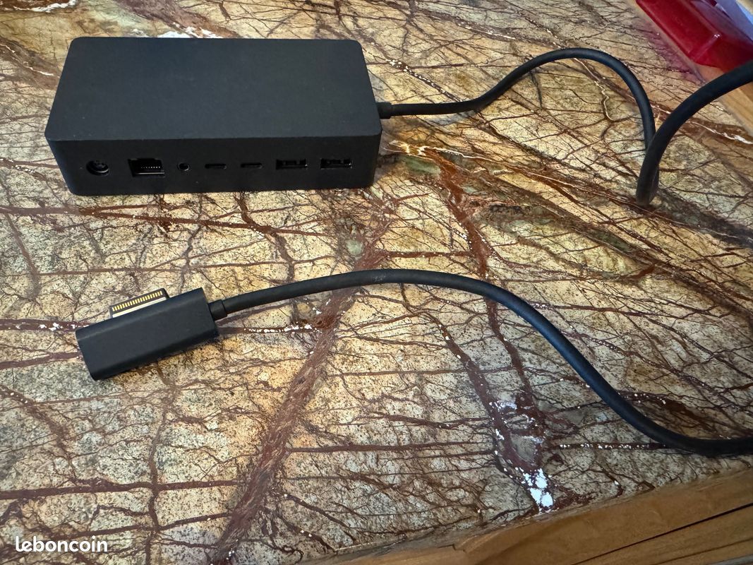 Microsoft Surface Station Desk (image 2)