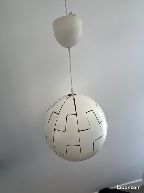Suspension enfant IKEA design boule lumière 15 (image 1)