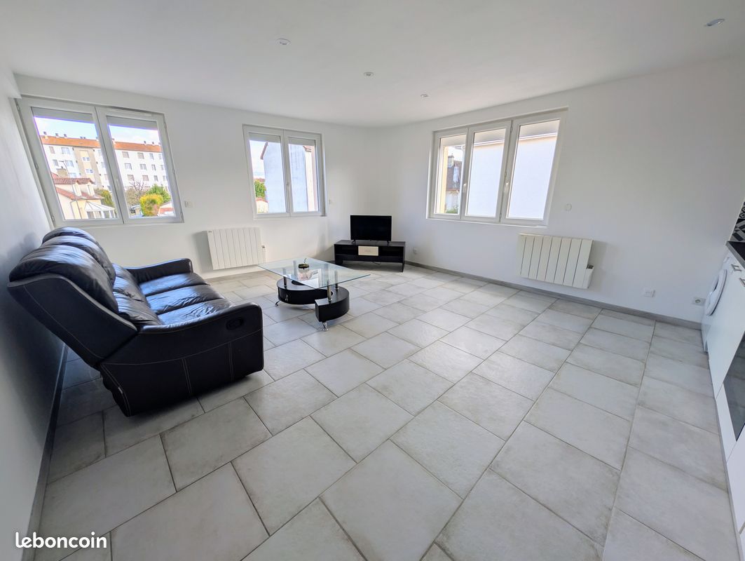 Appartement 2 pièces 46 m² · à Sainte-Savine · 46 m² · 89 000 €