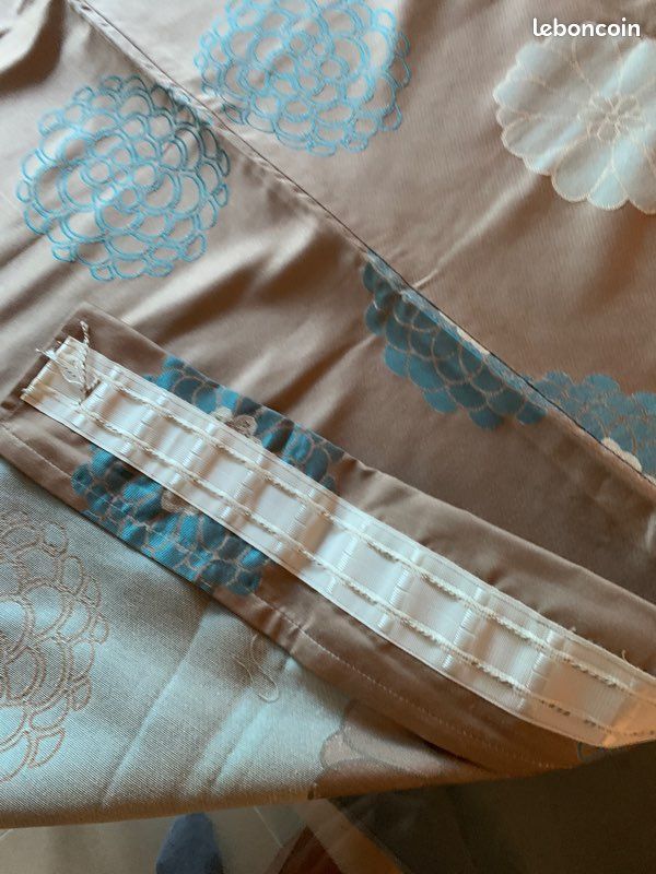 Lot de rideaux MADURA Gris / Taupe & Fleurs bleues turquoise (image 9)
